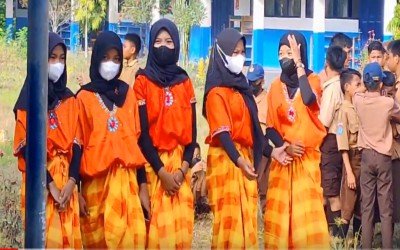 SMPN 3 Mamuju Peringati HGN